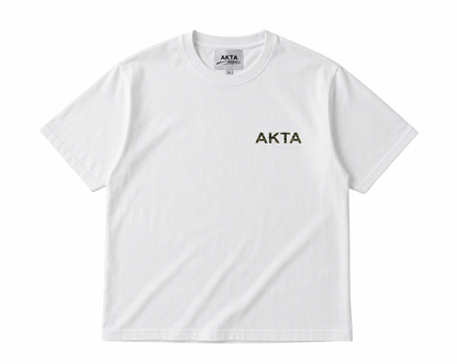 AKTA PRINT TEE WHITE